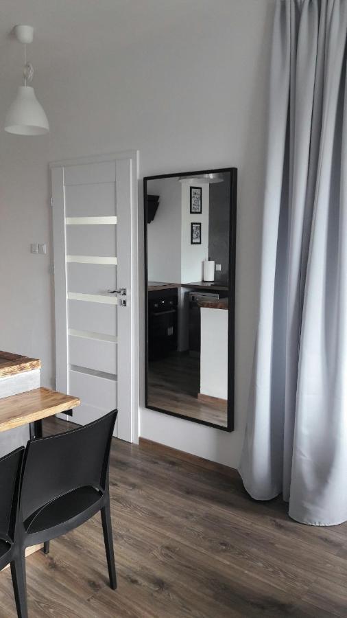 Silver Apartment In Wilanow 华沙 外观 照片