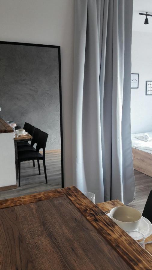 Silver Apartment In Wilanow 华沙 外观 照片